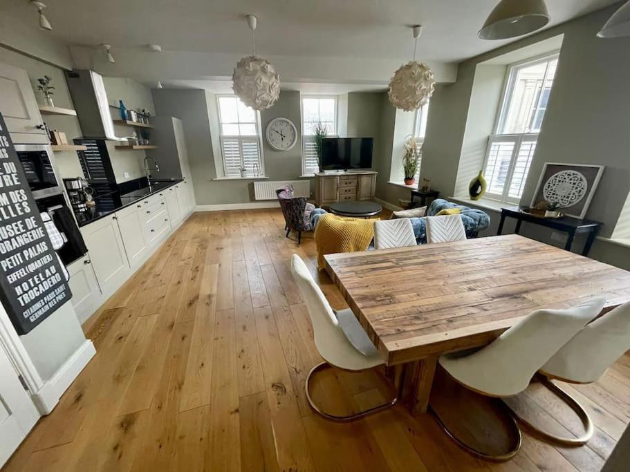Luxurious 2 Bedroom Apartment In Central Berwick Zewnętrze zdjęcie
